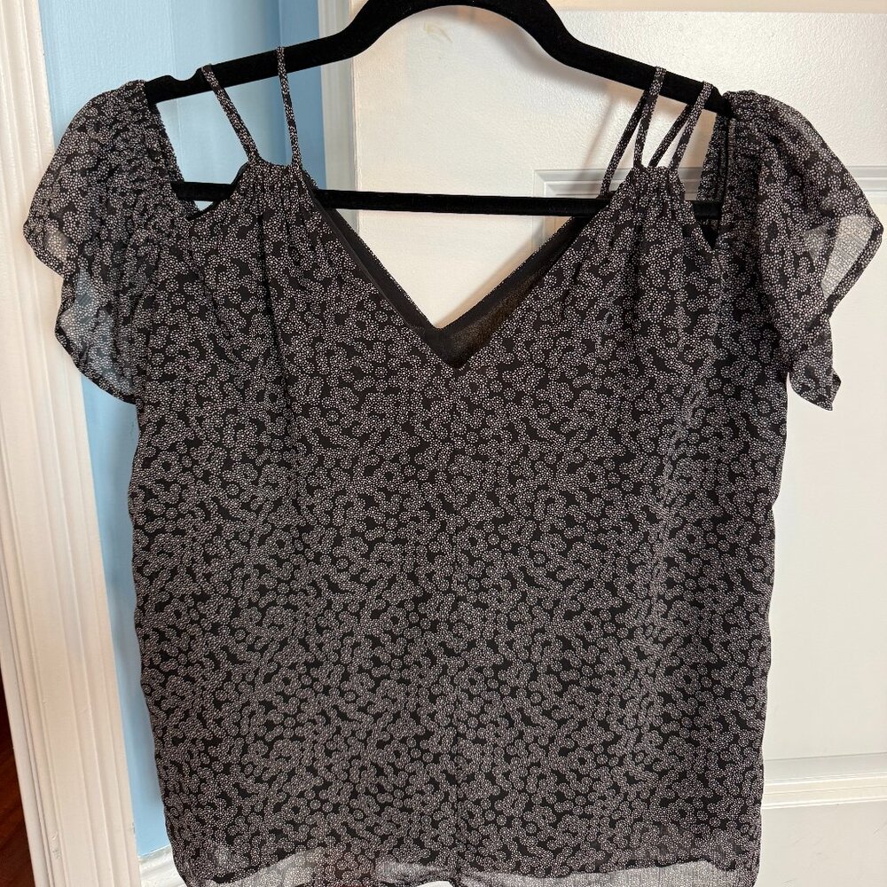 LOFT SHORT SLEEVE SHORT, SIZE XS PETITE